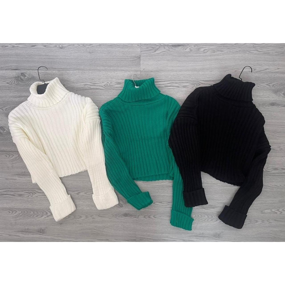 Turtle Neck Wool Tops