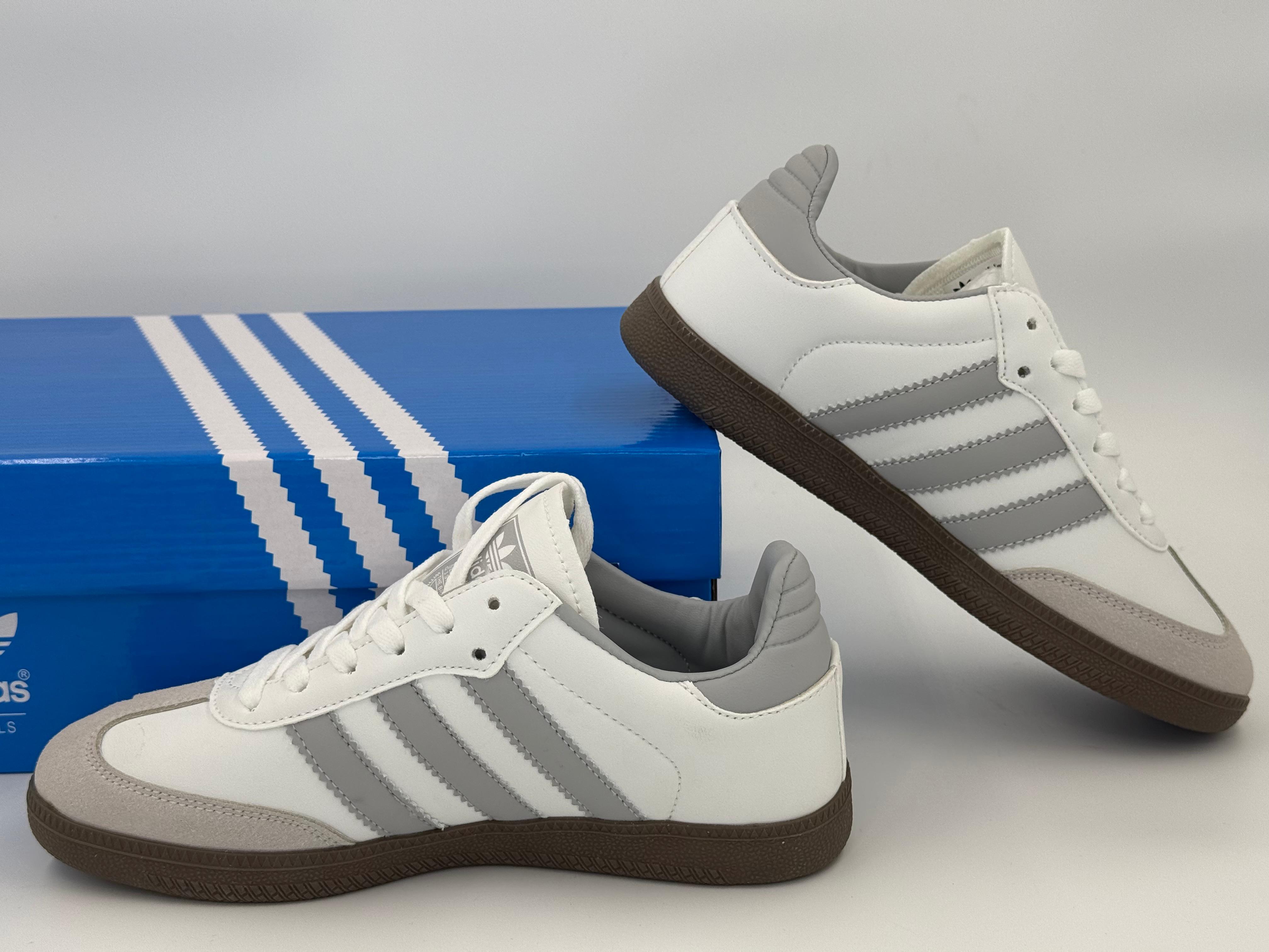 ✨美品✨ adidas SAMBA グレー　レディース25cm アディダス オリジナルス adidas Originals adidas アディダス
