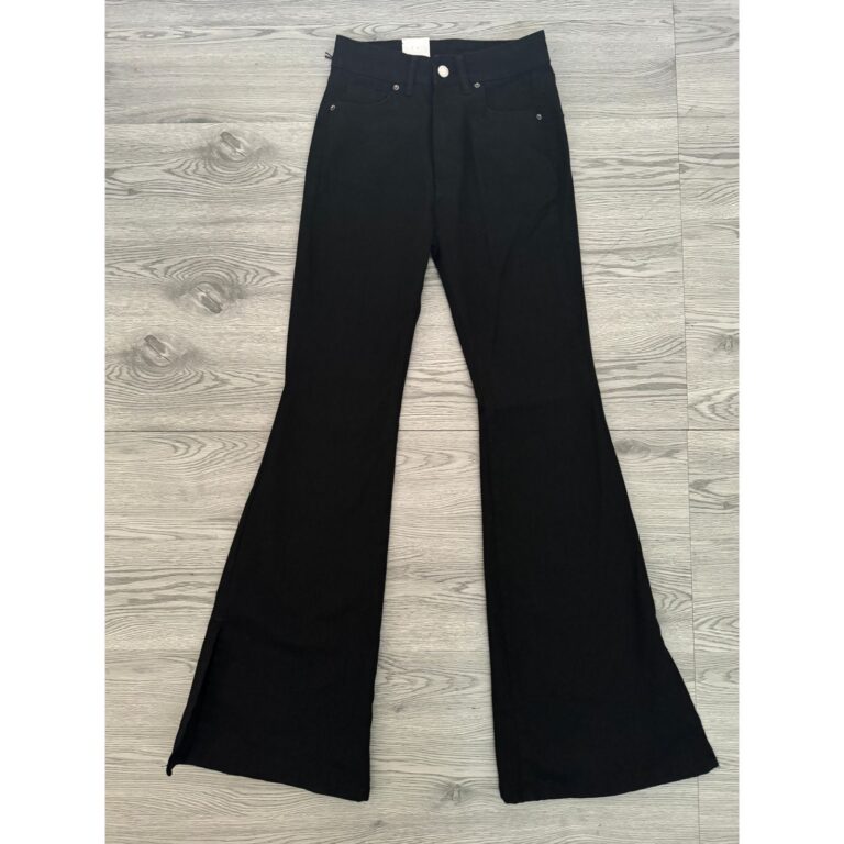 Flare Jeans – Side Slit Black